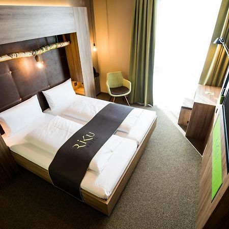 Riku Hotel Пфуллендорф Экстерьер фото
