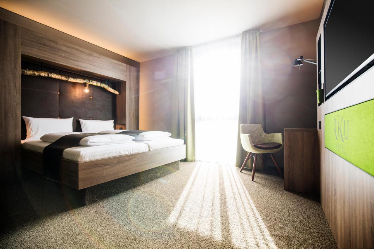 Riku Hotel Пфуллендорф Экстерьер фото